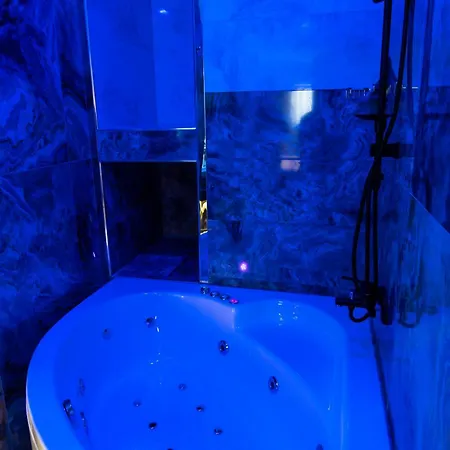 Linda Port * Κωνσταντινούπολη