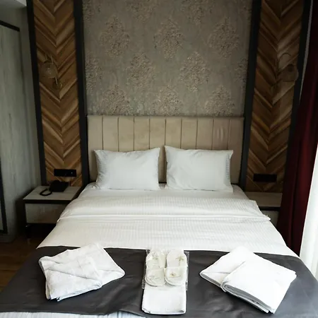 Linda Port * Κωνσταντινούπολη