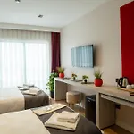 Hotel Linda Port