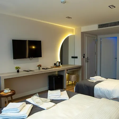 Hotel Linda Port *