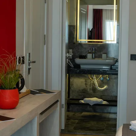 Otel Linda Port